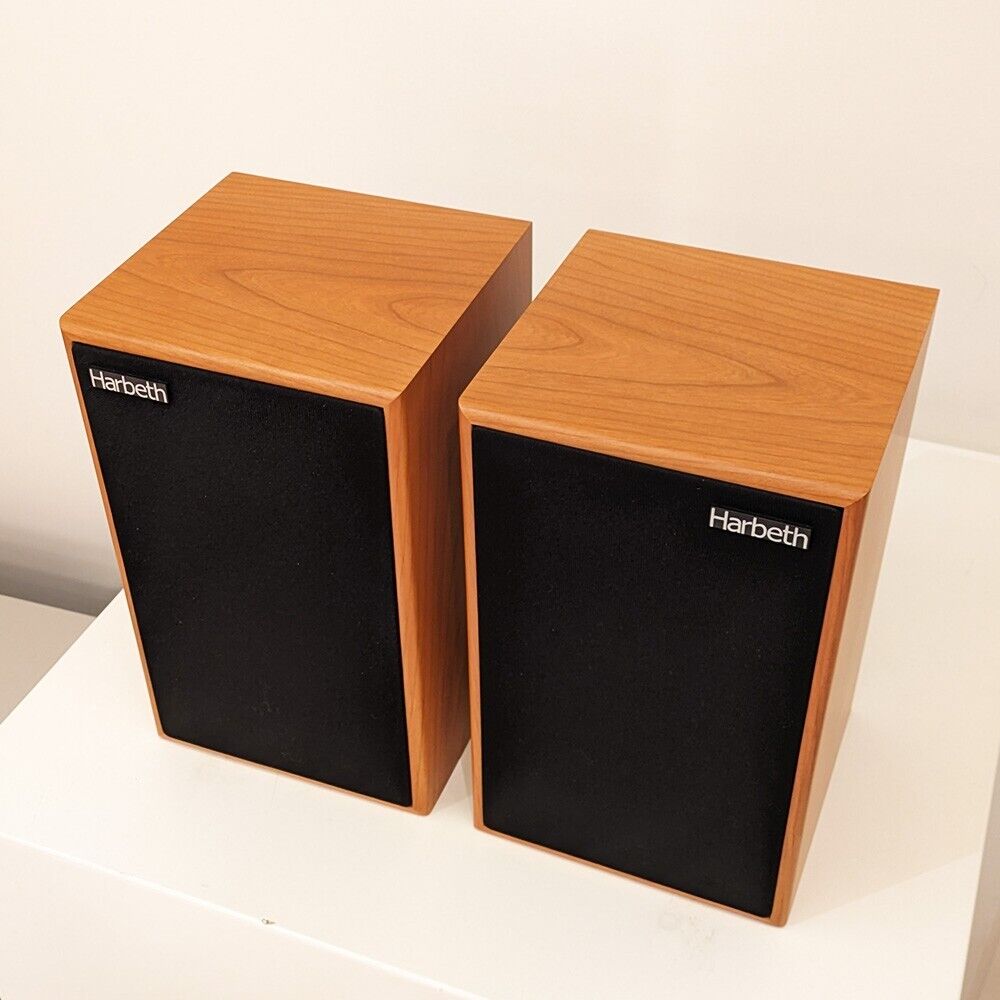 Harbeth P3Esr Xd Cherry, demo speakers.